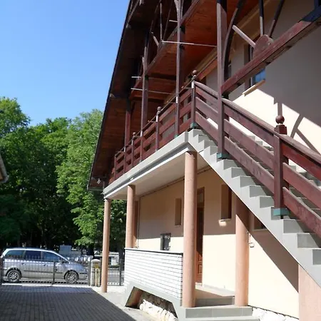 Apartment Oazis Harkany